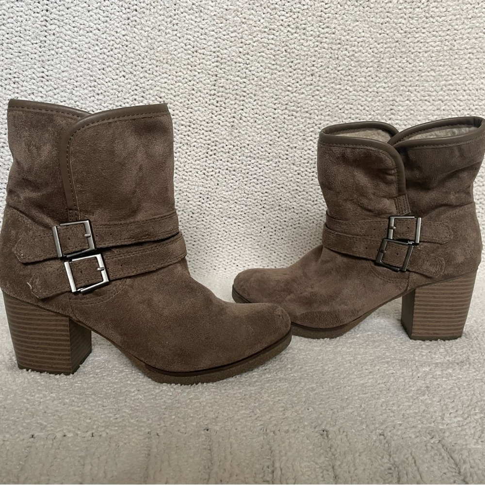 Ankle booties